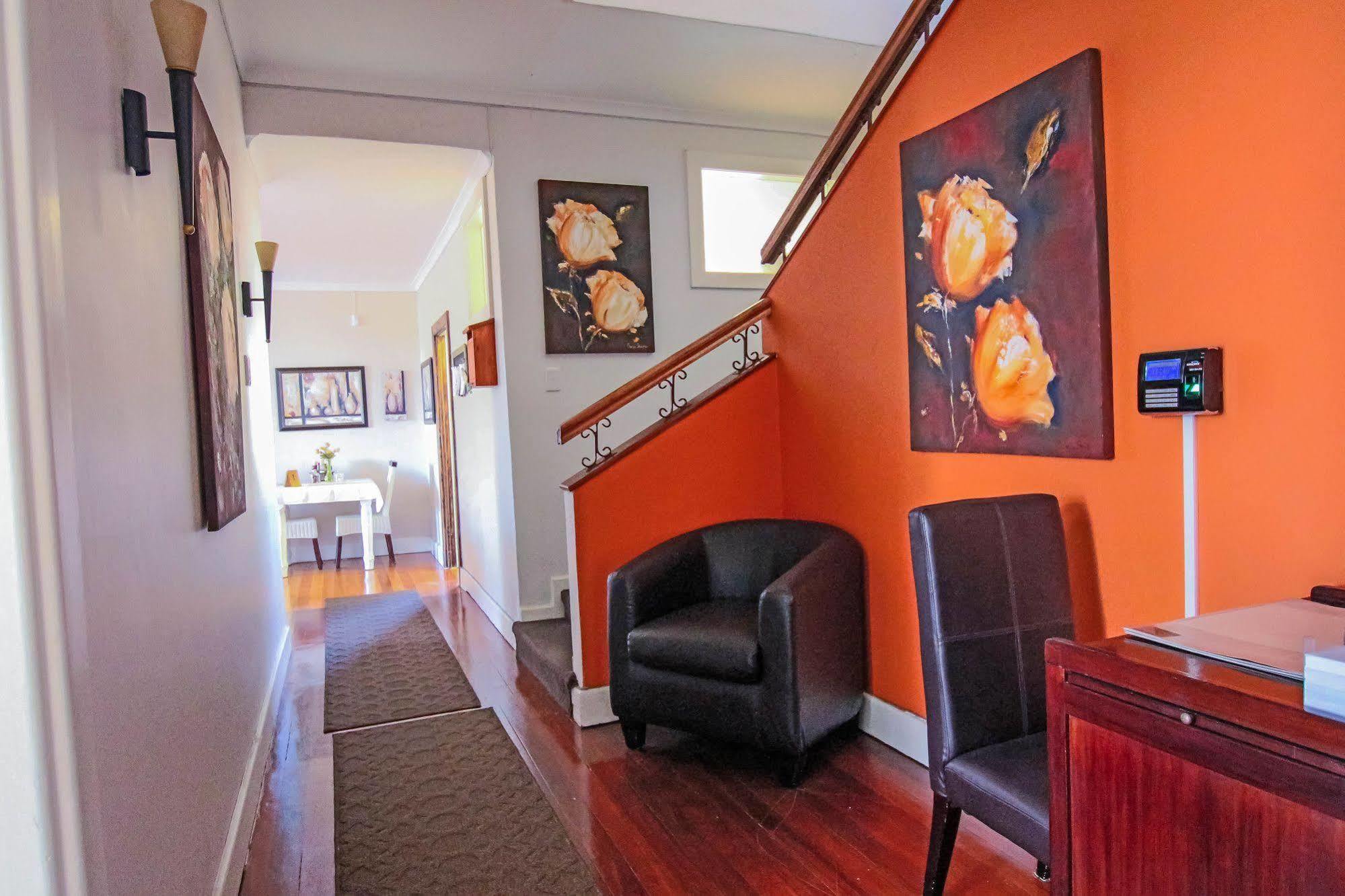 A&A Guesthouse Port Elizabeth Exterior photo